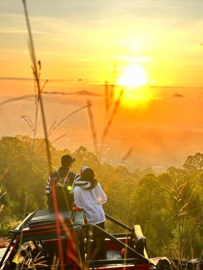 Batur Pyramid Guesthouse Kintamani エクステリア 写真