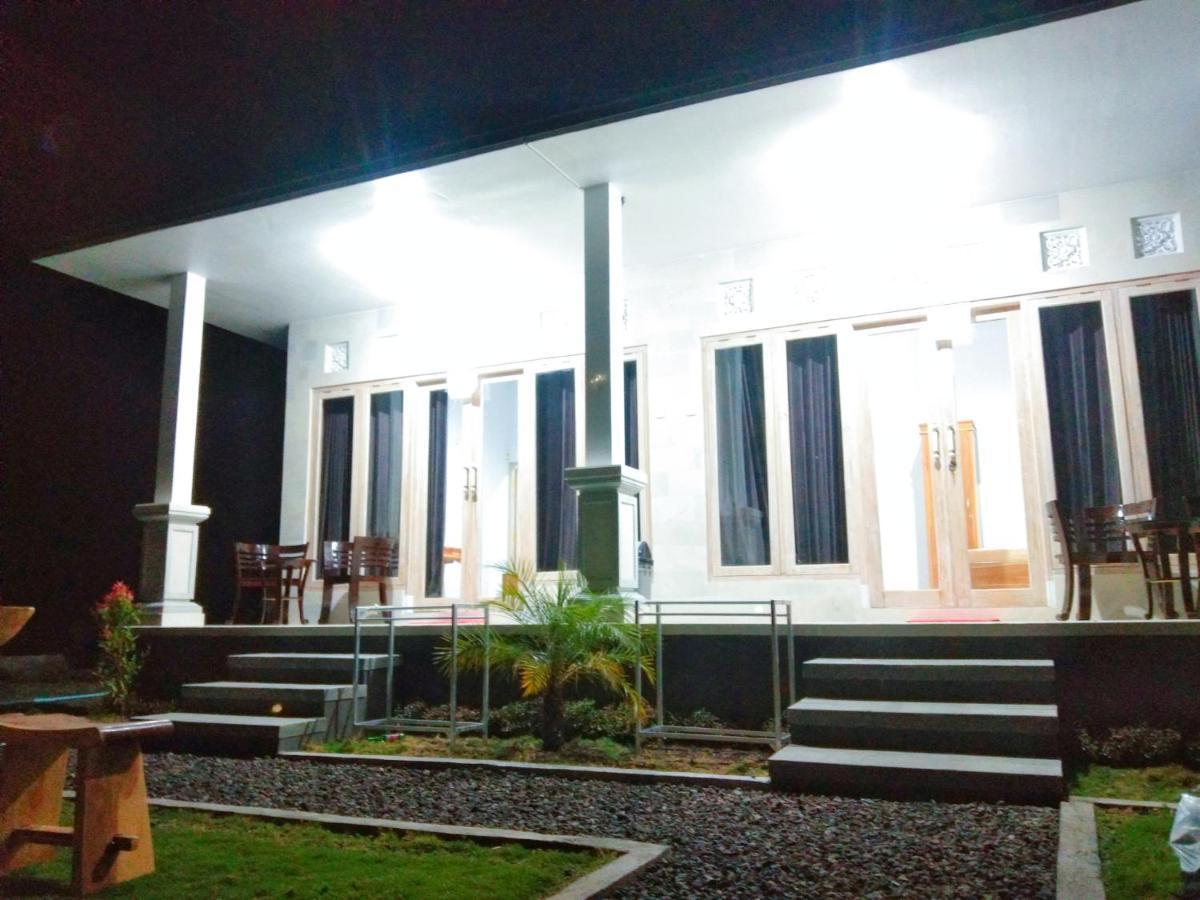 Batur Pyramid Guesthouse Kintamani エクステリア 写真